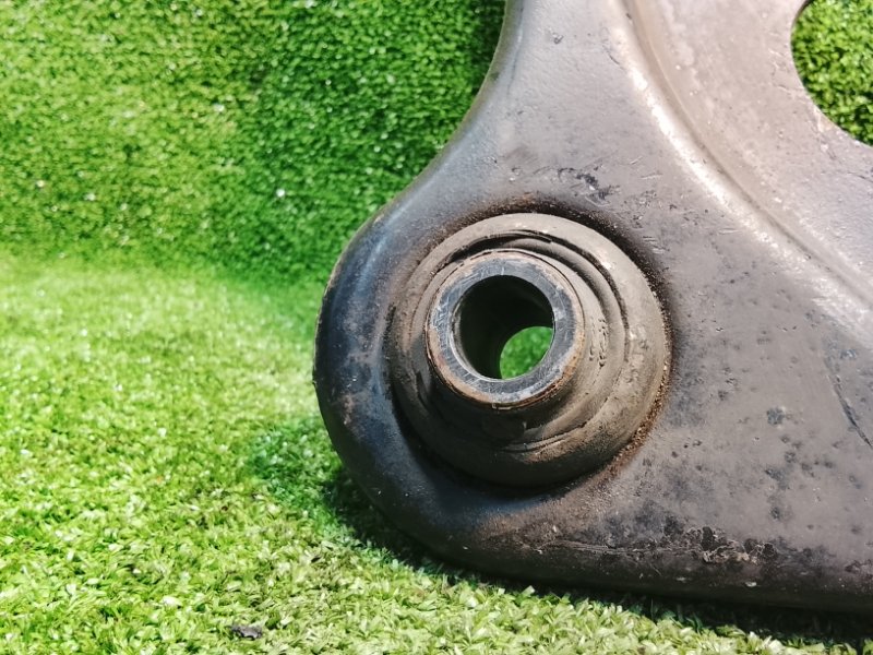 Рычаг подвески, 1000 рублей, Фроловское