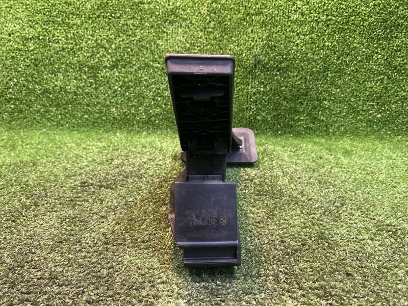 Педаль газа, 2000 рублей, Фроловское