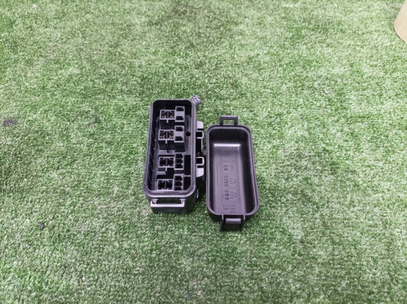 Блок предохранителей под капот, 1000 рублей, Красноярск