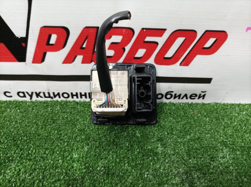 Блок управления зеркалами, 1000 рублей, Красноярск