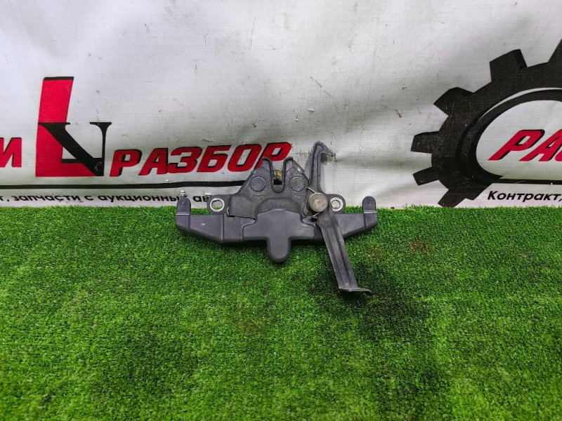 Замок капота, 1500 рублей, Красноярск