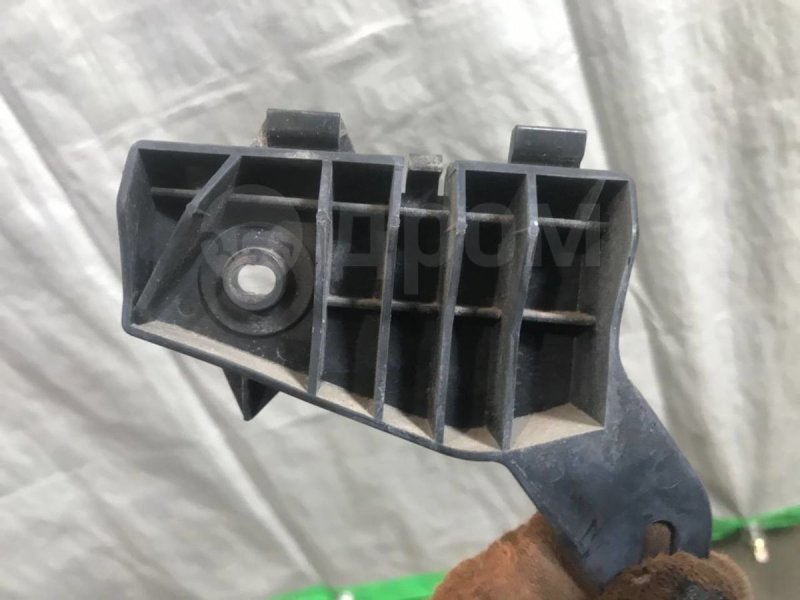 Крепление бампера, 1000 рублей, Красноярск