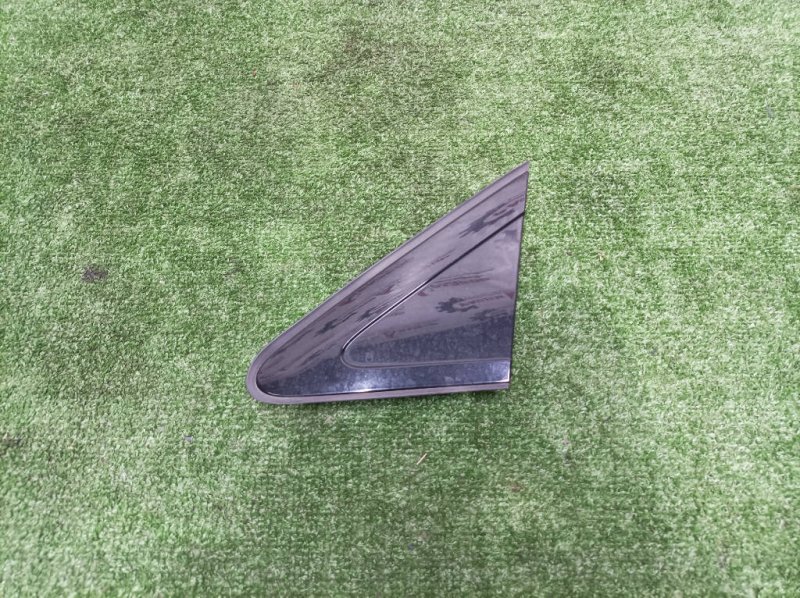 уголок крыла, 1000 рублей, Красноярск