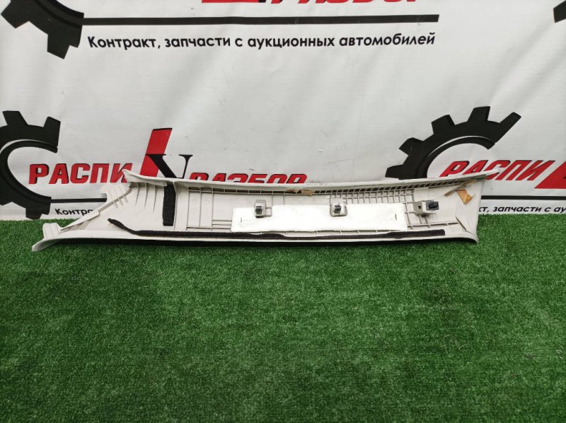 накладка на стойку, 2000 рублей, Красноярск
