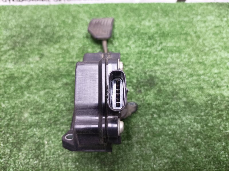 Педаль газа, 1100 рублей, Красноярск