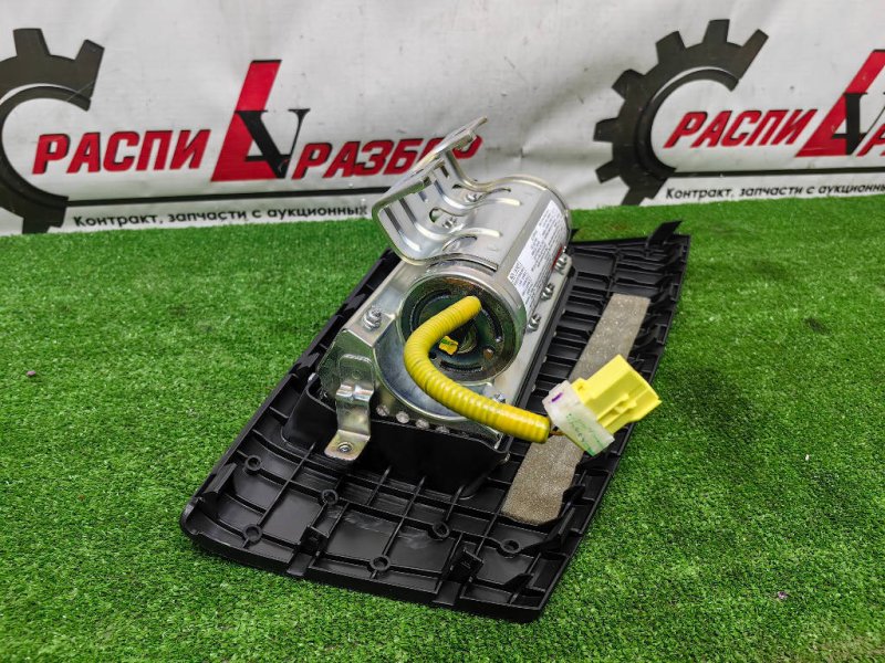 подушка безопасности панели приборов, 5000 рублей, Красноярск