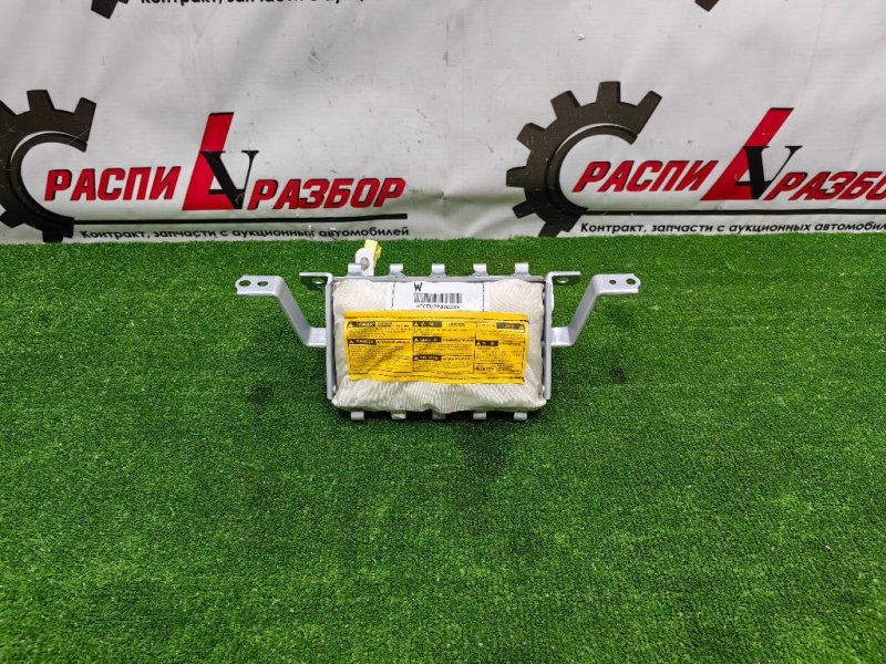 подушка безопасности панели приборов, 3000 рублей, Красноярск