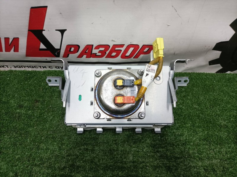 подушка безопасности панели приборов, 3000 рублей, Красноярск