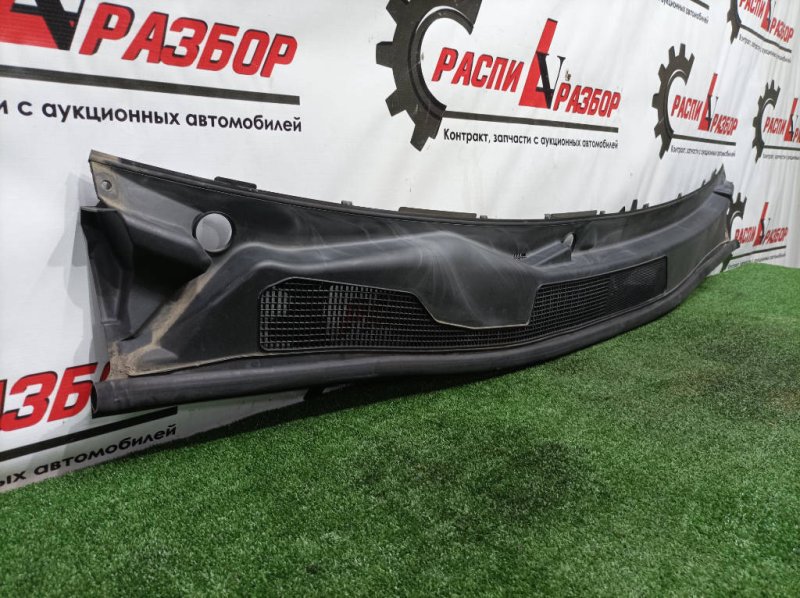 решетка, жабо под дворники, 1500 рублей, Красноярск