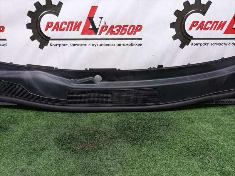 решетка, жабо под дворники, 1500 рублей, Красноярск