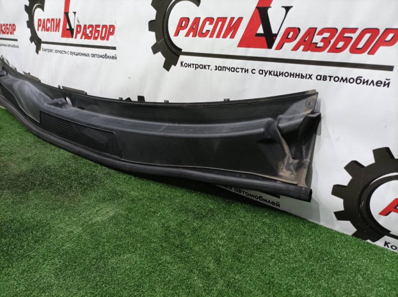 решетка, жабо под дворники, 1500 рублей, Красноярск