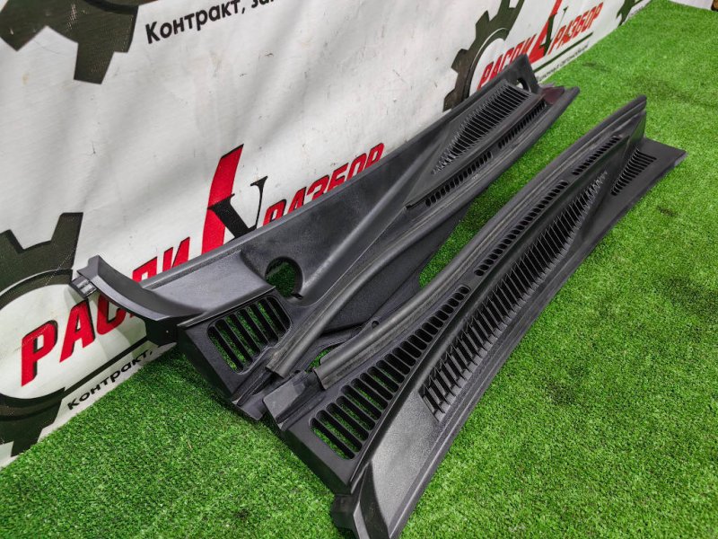 решетка, жабо под дворники, 1500 рублей, Красноярск