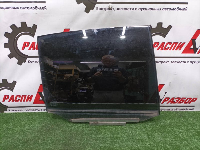 стекло боковое, 1500 рублей, Красноярск