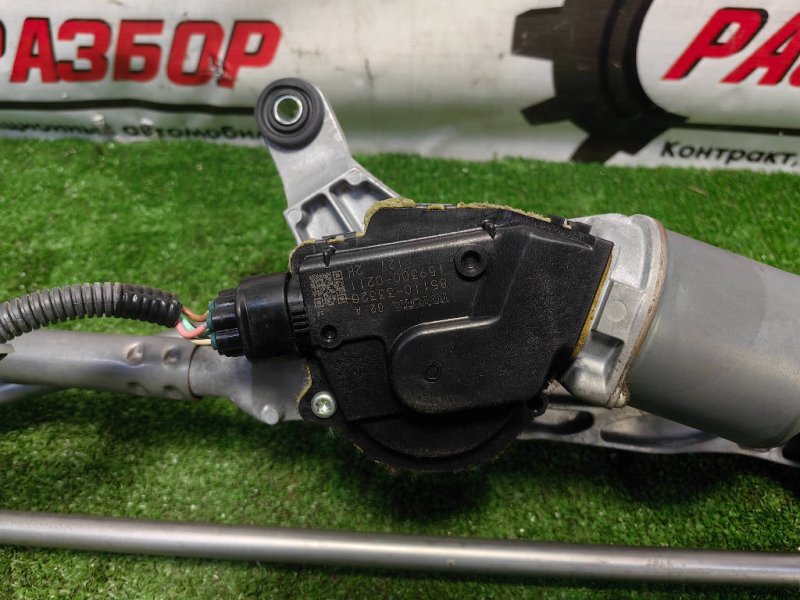 Трапеция дворников, 1000 рублей, Красноярск