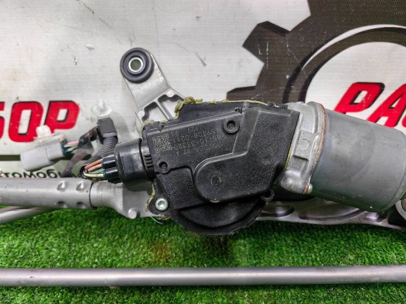 Трапеция дворников, 1000 рублей, Красноярск