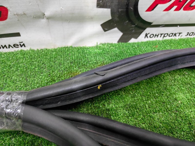 уплотнитель двери багажника, 1500 рублей, Красноярск