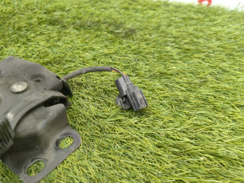 Замок капота, 2000 рублей, Красноярск