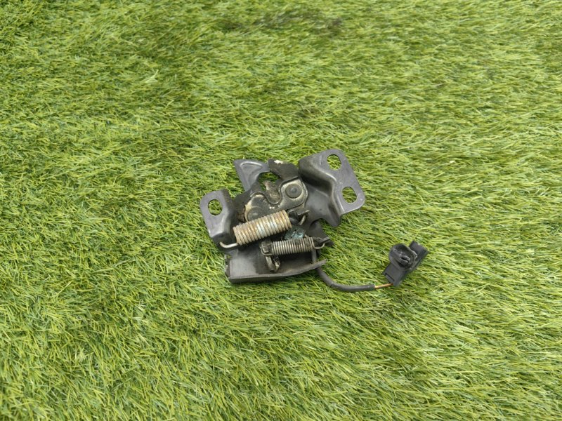 Замок капота, 2000 рублей, Красноярск