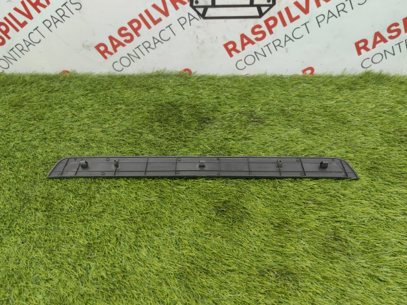 Накладка на порог салона, 1000 рублей, Красноярск