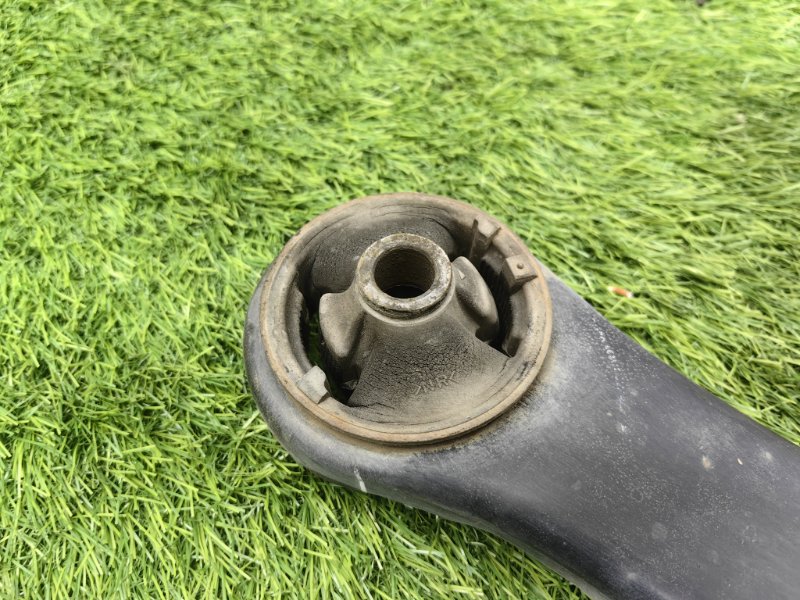 рычаг, тяга подвески, 2000 рублей, Красноярск