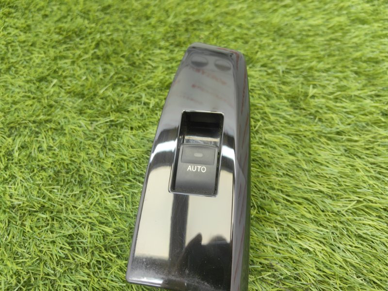 Блок управления стеклоподъемниками, 2000 рублей, Красноярск