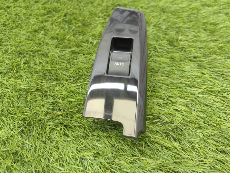 Блок управления стеклоподъемниками, 2000 рублей, Красноярск