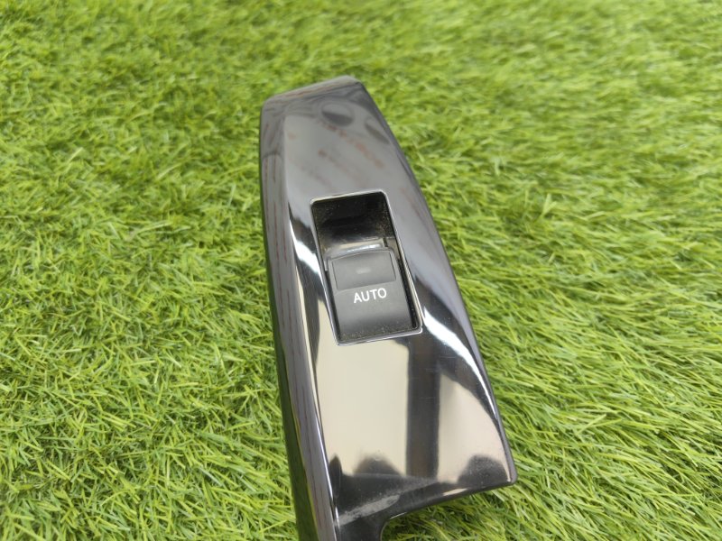 Блок управления стеклоподъемниками, 2000 рублей, Красноярск