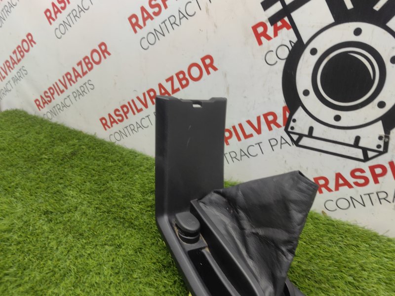 Кожух рычага стояночного тормоза, 3000 рублей, Красноярск