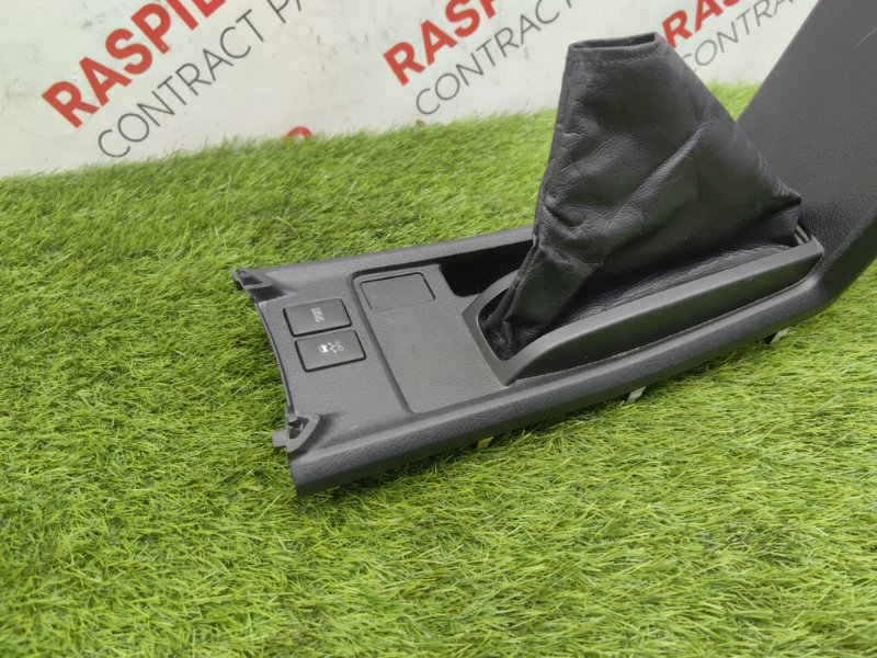 Кожух рычага стояночного тормоза, 3000 рублей, Красноярск