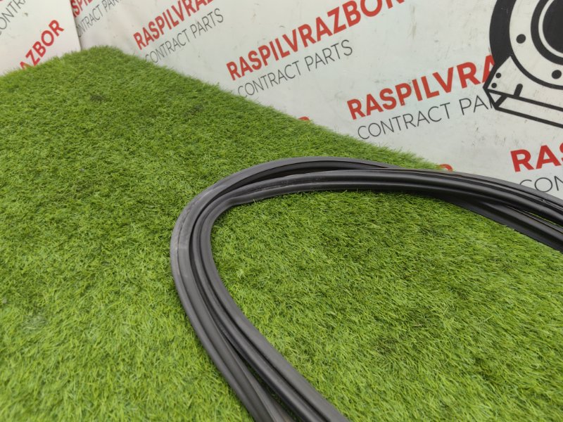 уплотнитель двери багажника, 3000 рублей, Красноярск