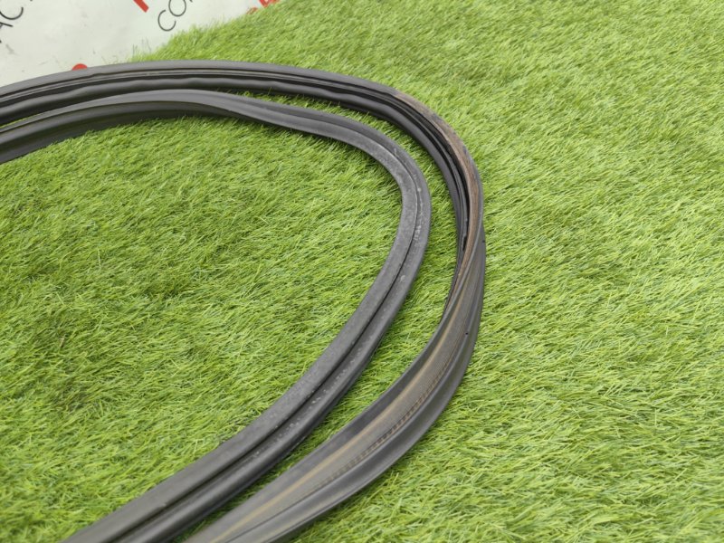 уплотнитель двери багажника, 3000 рублей, Красноярск