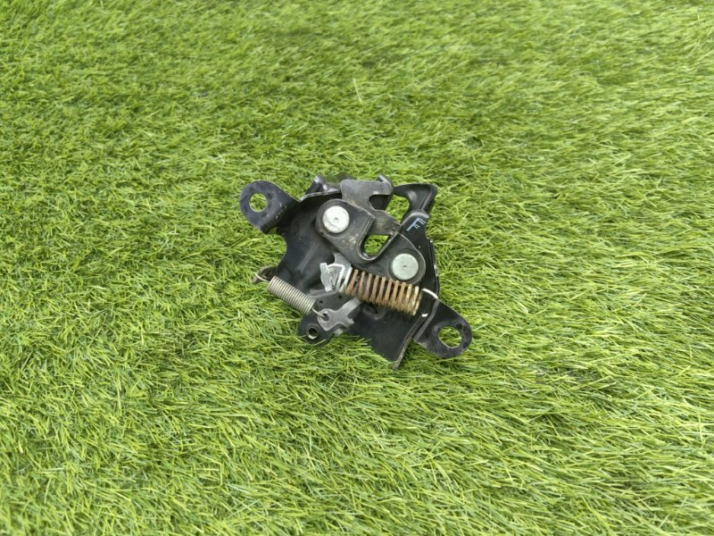 Замок капота, 3000 рублей, Красноярск