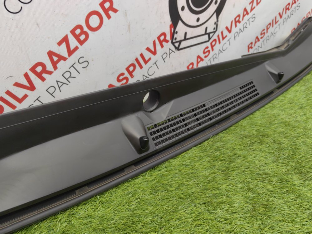 решетка, жабо под дворники, 2000 рублей, Красноярск