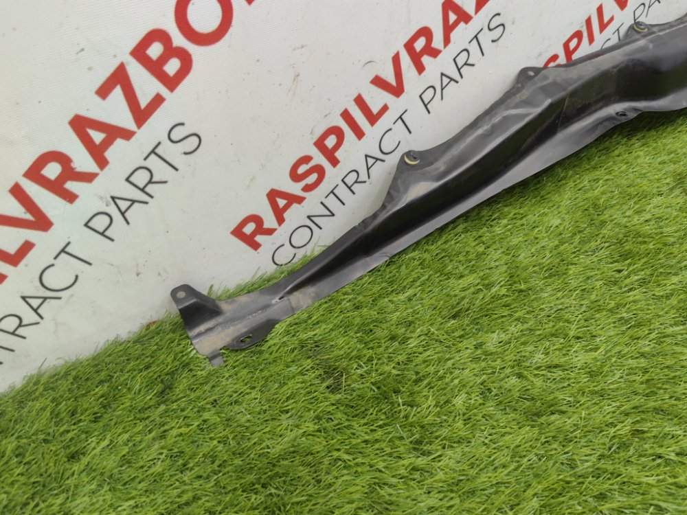 решетка, жабо под дворники, 2000 рублей, Красноярск