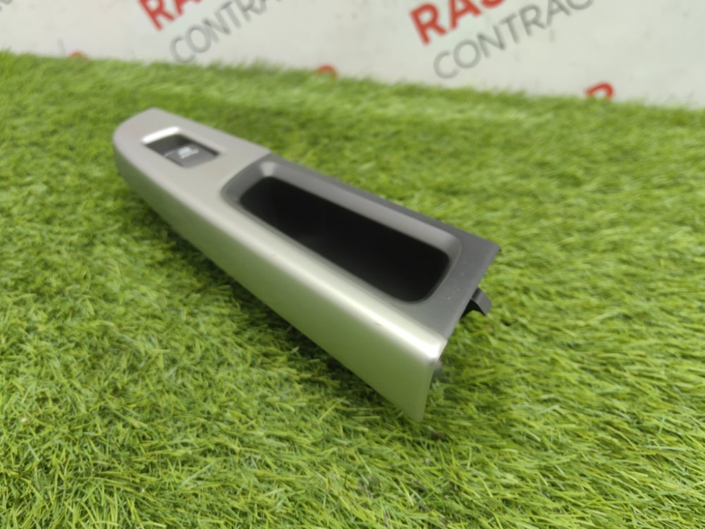 Блок управления стеклоподъемниками, 2000 рублей, Красноярск