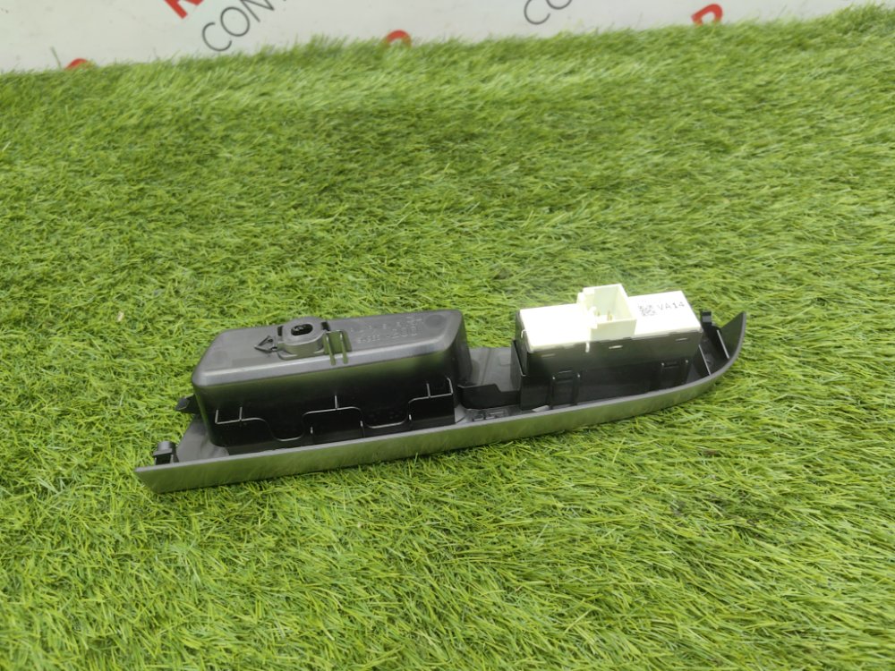 Блок управления стеклоподъемниками, 2000 рублей, Красноярск