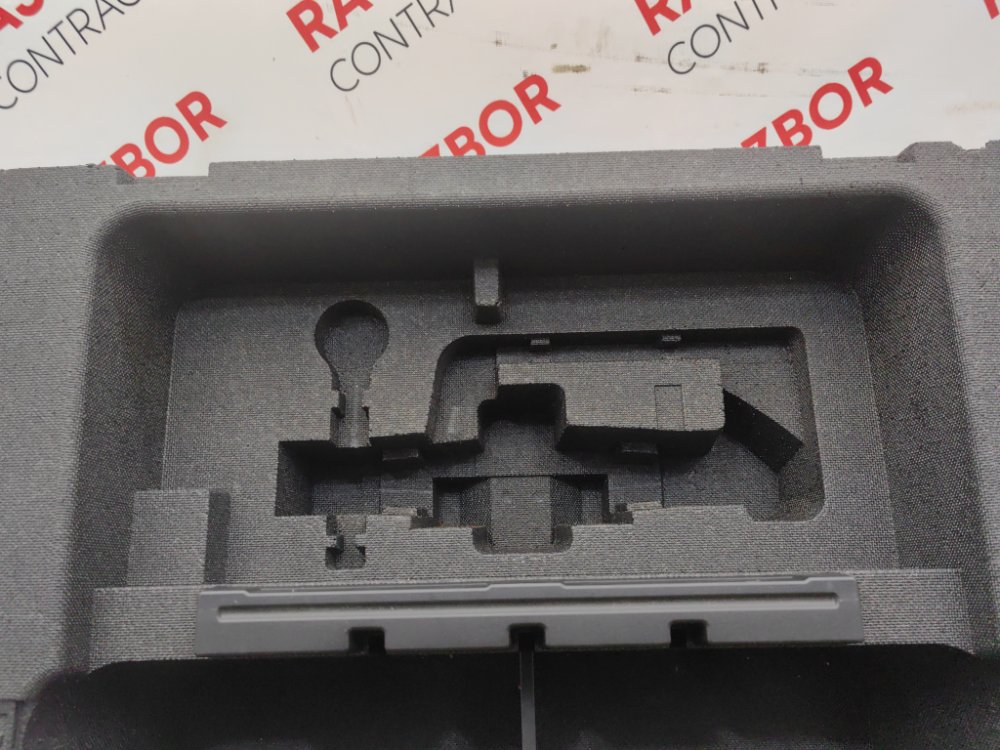 вставка багажника, 3000 рублей, Красноярск