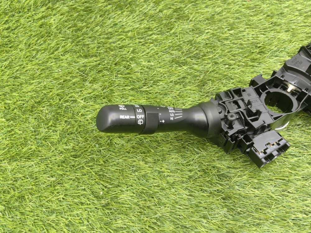 Блок подрулевых переключателей, 2000 рублей, Красноярск