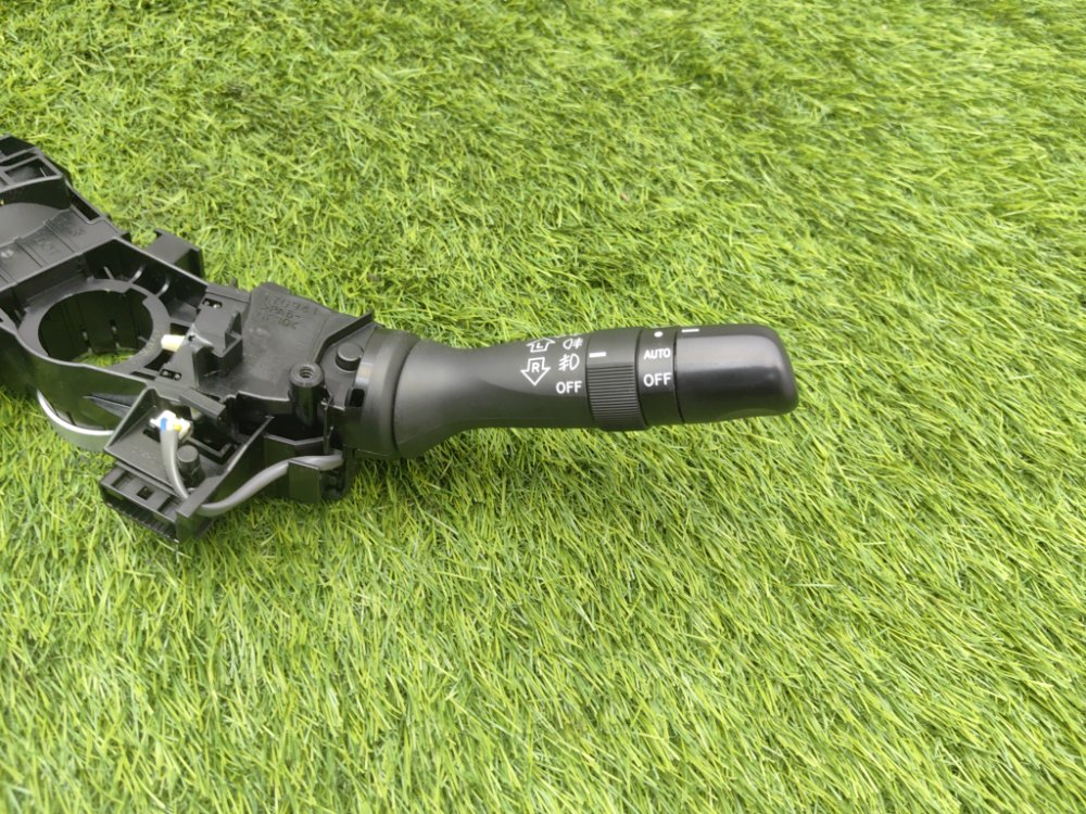 Блок подрулевых переключателей, 2000 рублей, Красноярск