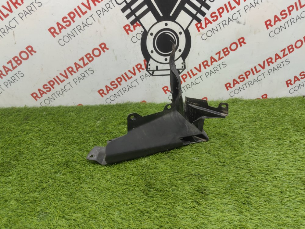 Подкрылок, 2000 рублей, Красноярск