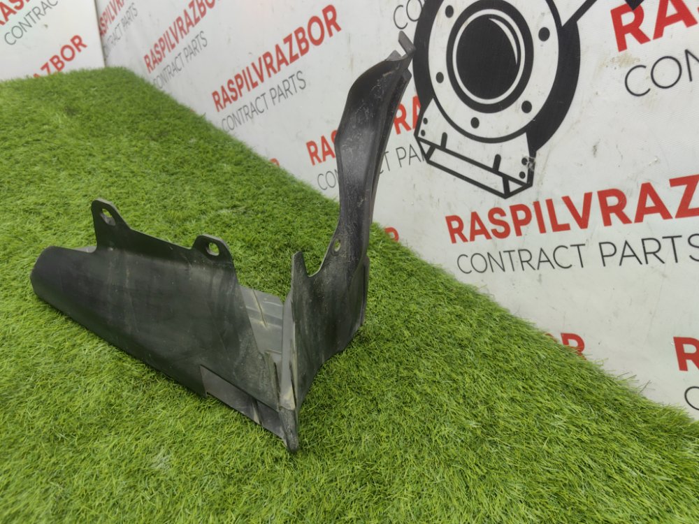 Подкрылок, 2000 рублей, Красноярск