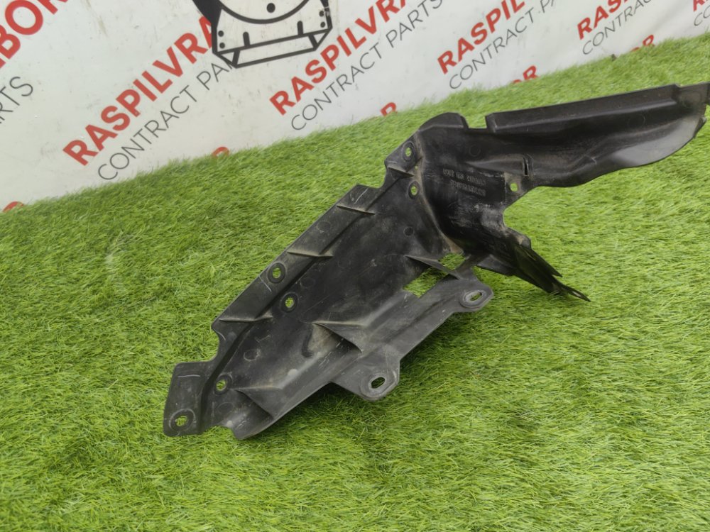 Подкрылок, 2000 рублей, Красноярск