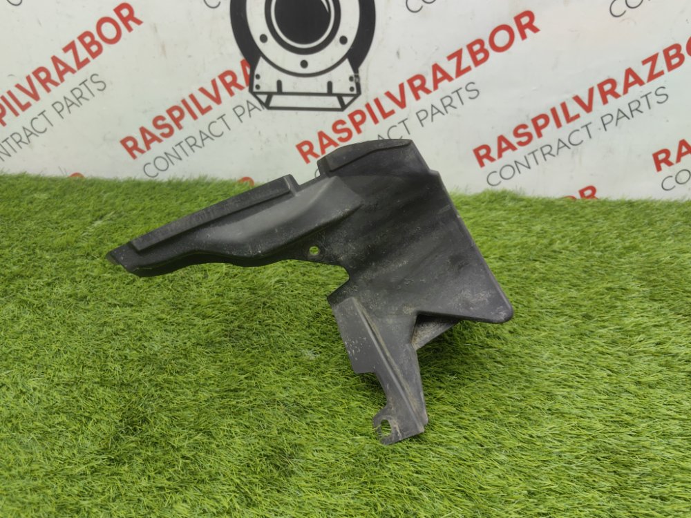 Подкрылок, 2000 рублей, Красноярск