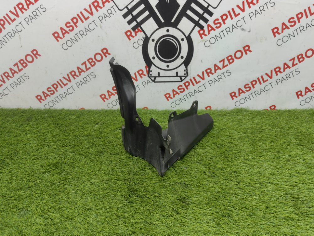 Подкрылок, 2000 рублей, Красноярск