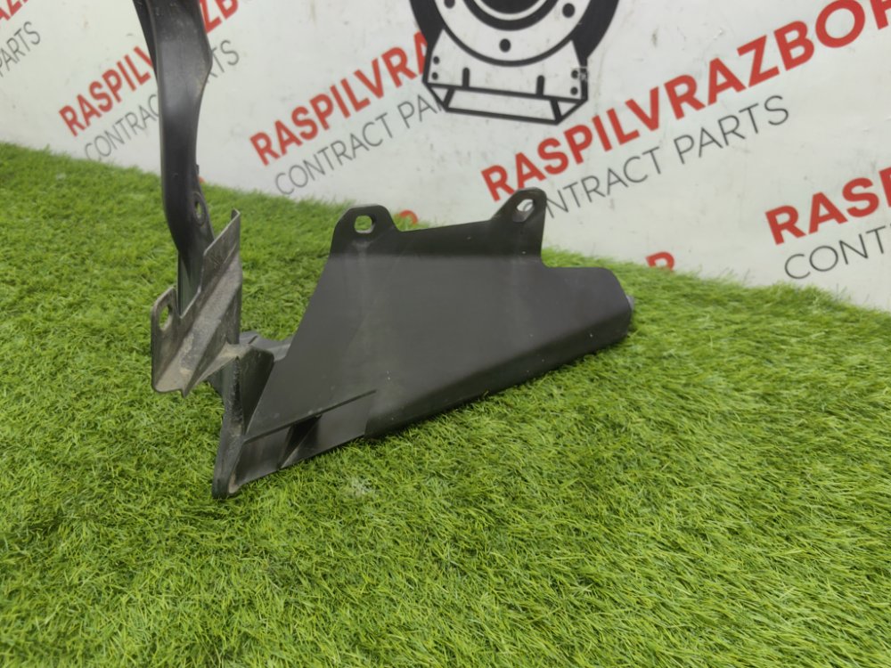 Подкрылок, 2000 рублей, Красноярск