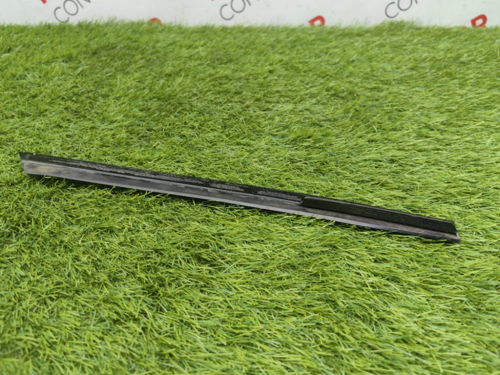 Молдинг стекла, 1000 рублей, Красноярск