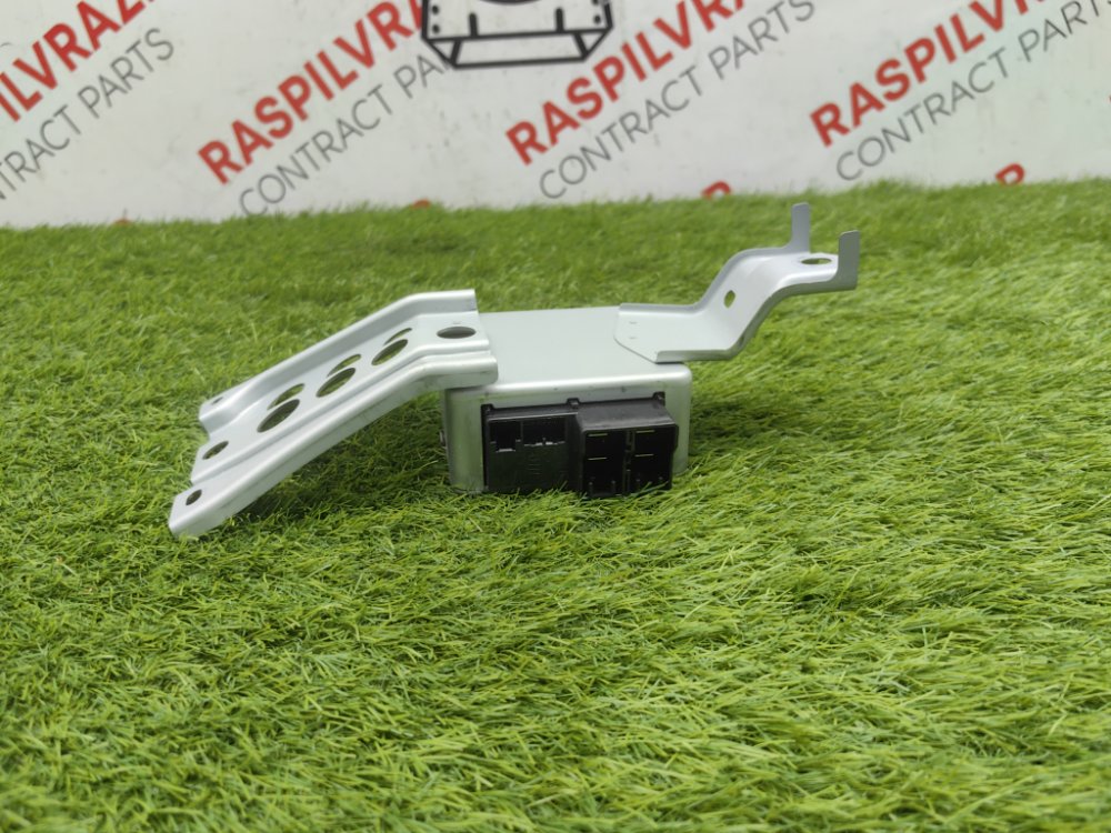 Блок управления рулевой рейкой, 2000 рублей, Красноярск