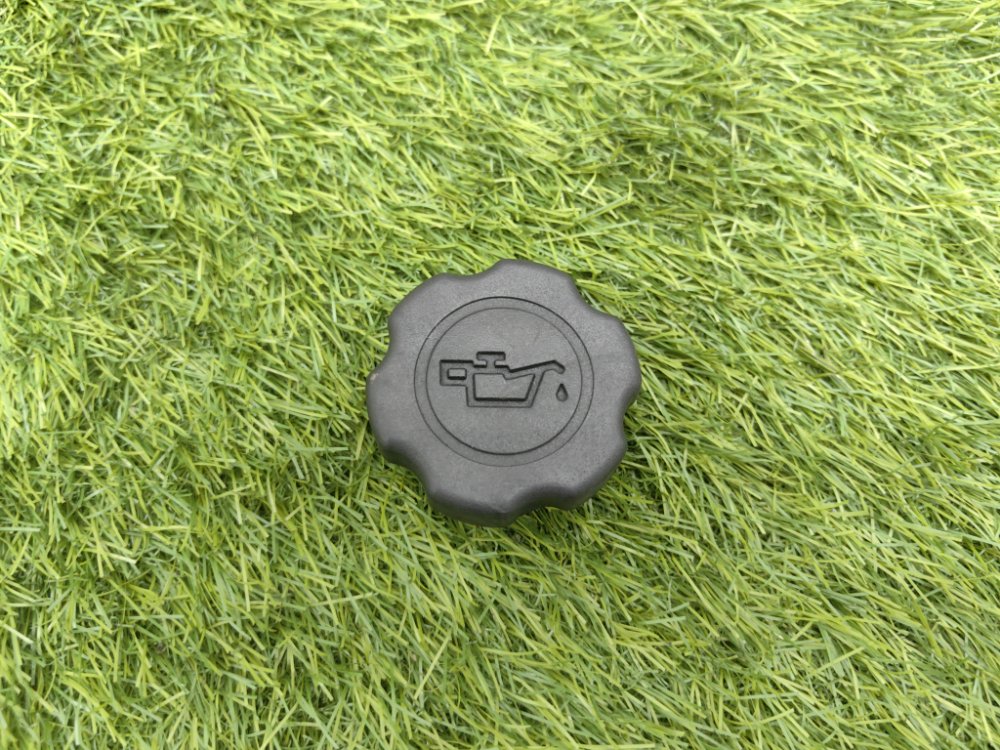 Крышка маслозаливной горловины, 1000 рублей, Красноярск