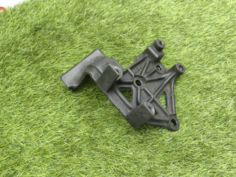 Кронштейн компрессора кондиционера, 2000 рублей, Красноярск