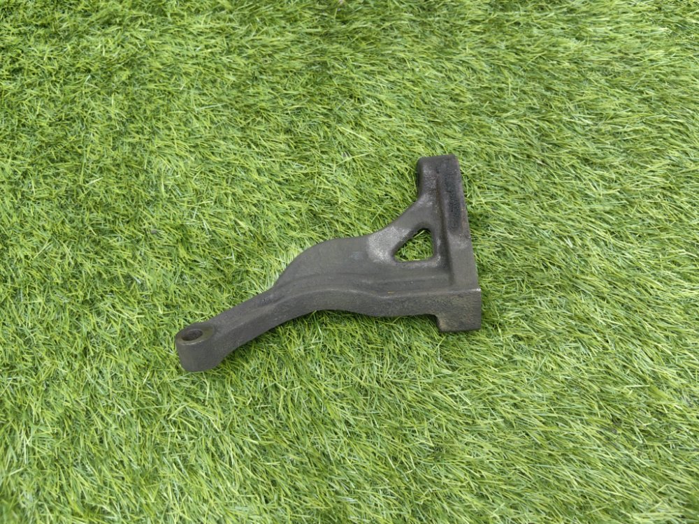 кронштейн мкпп, 2000 рублей, Красноярск